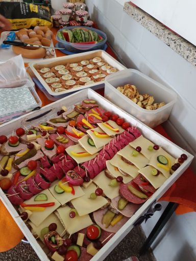mit Kofferraumparty